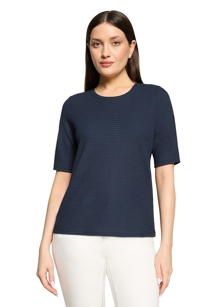 Basic-Shirt in strukturierter Stretch-Qualität