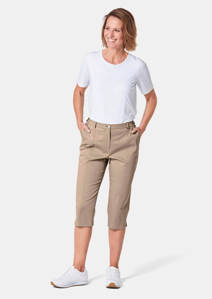 Sportive Capri-Hose aus trageangenehmen Satin