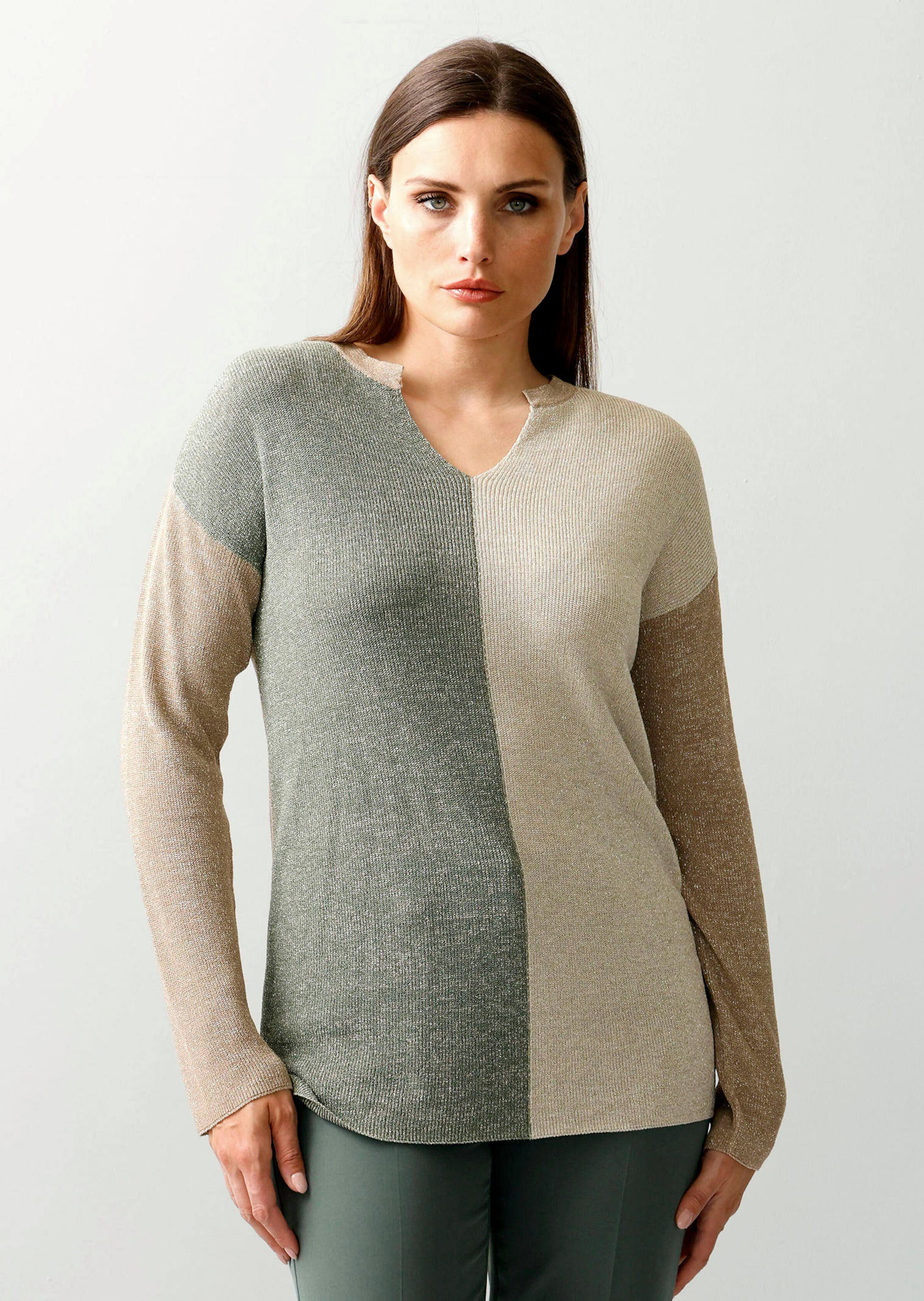 Pullover mit modischem Effektgarn