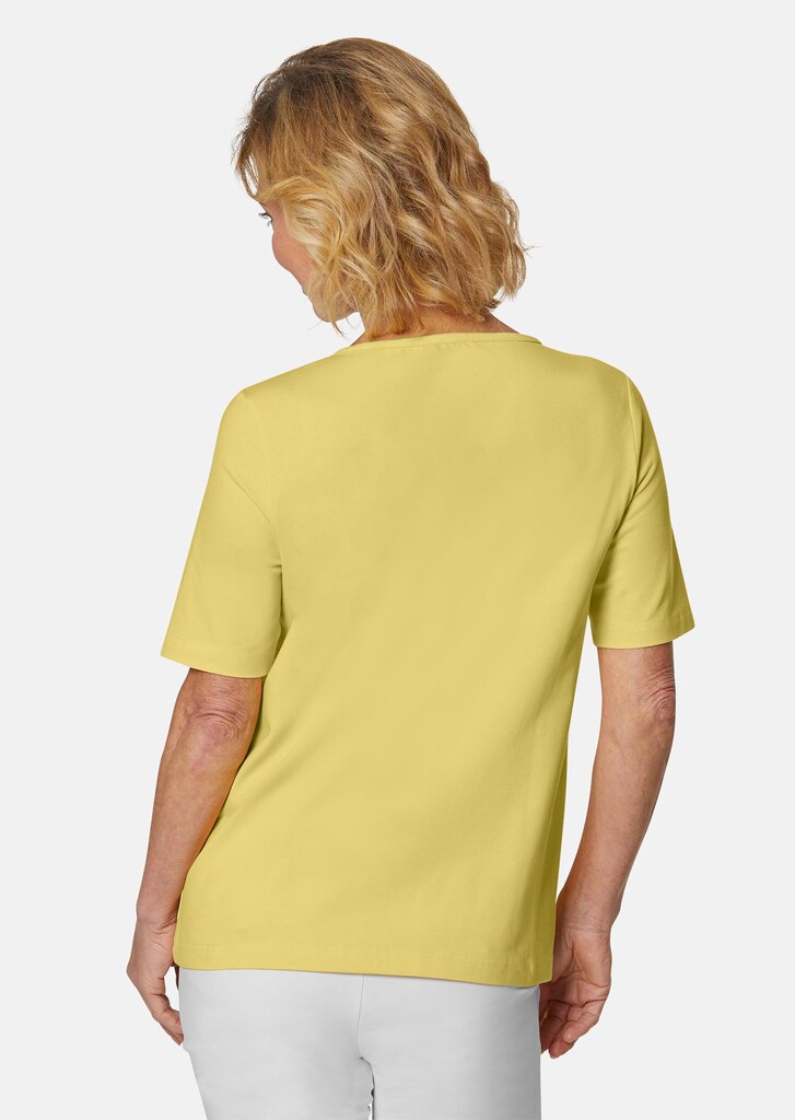 T-Shirt mit charmantem Ausschnitt und Schmucksteinchen