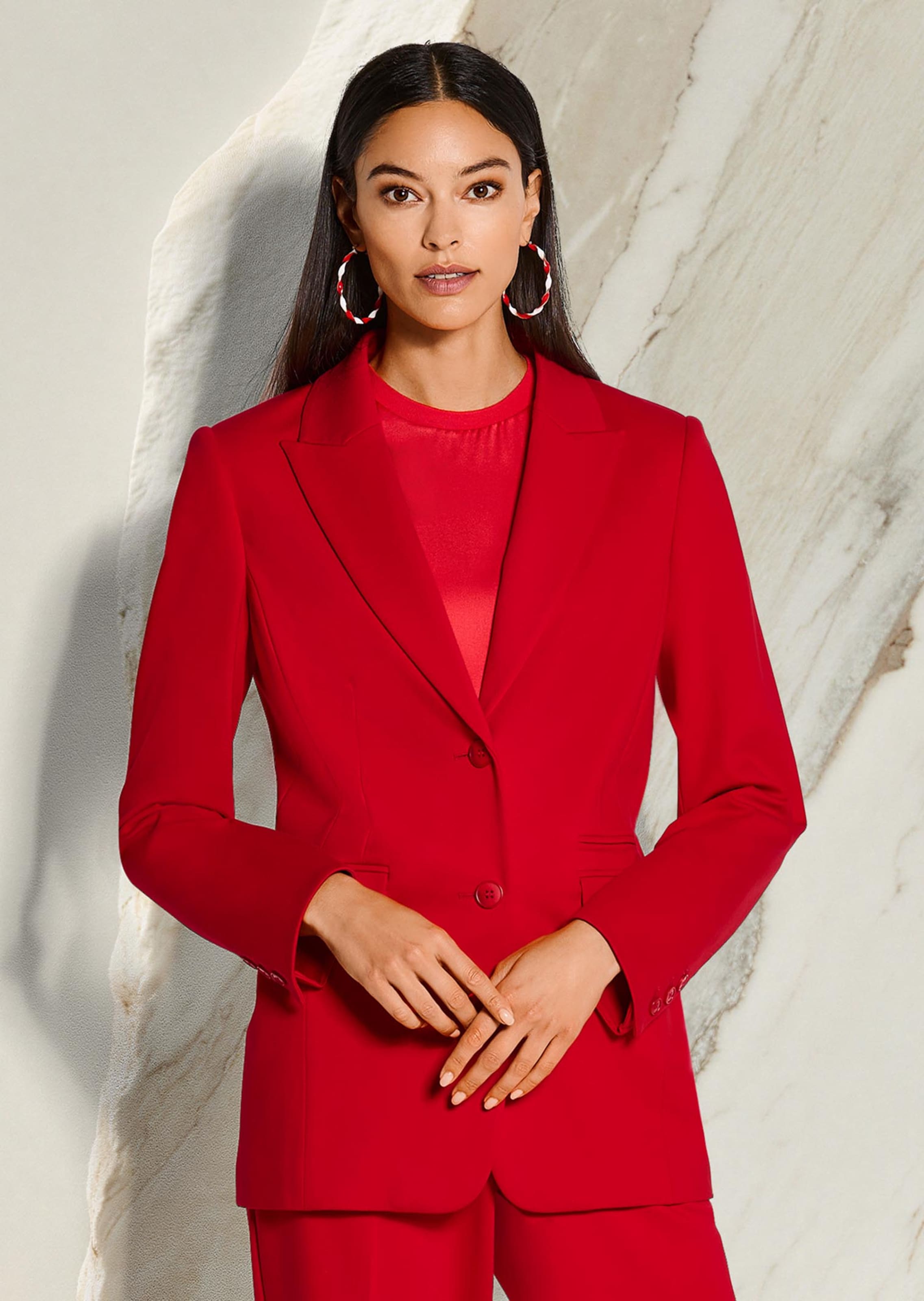 Blazer mit Reverskragen in leicht verlängerter Form