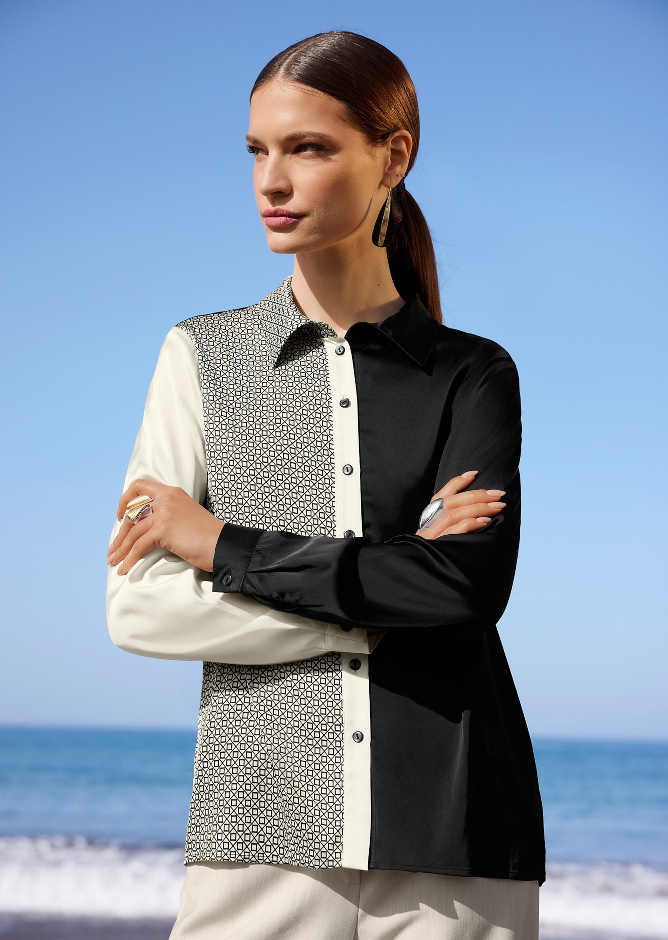Hemdbluse im Muster-Mix