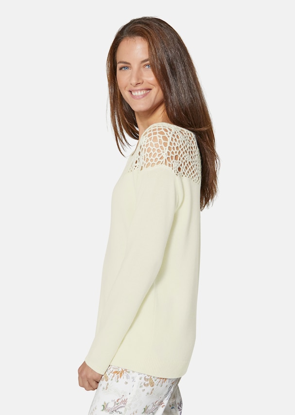 Knitted jumper with lace 3
