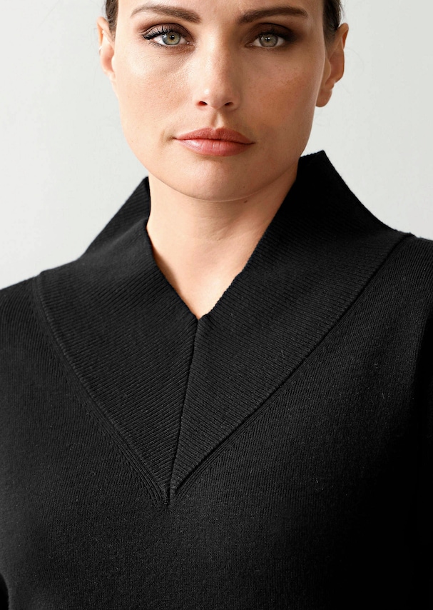 Pullover mit breitem V-Ausschnitt 4