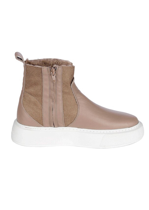 Stiefelette im klassischen Design 5