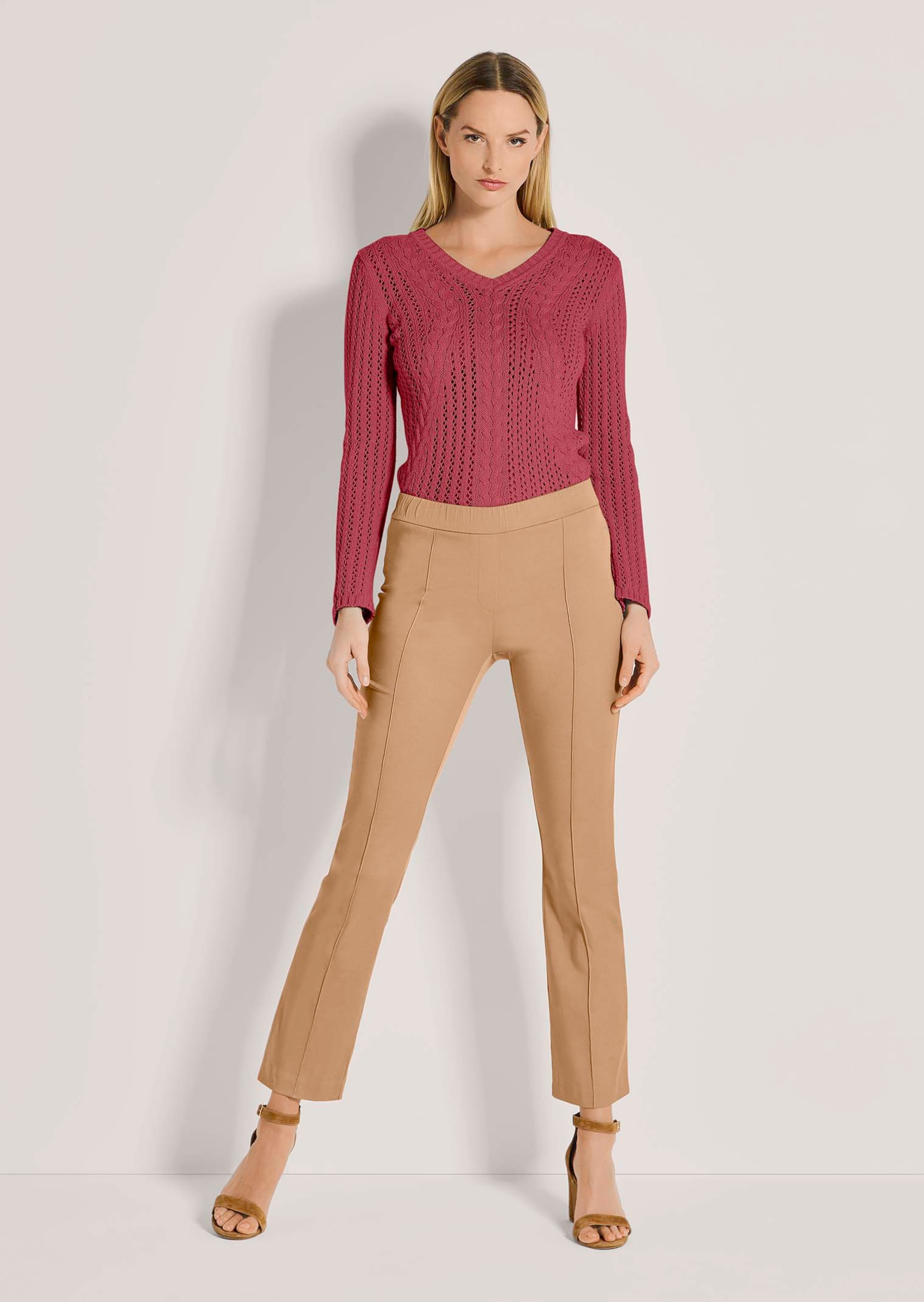 Jeggings mit Bügelfalten