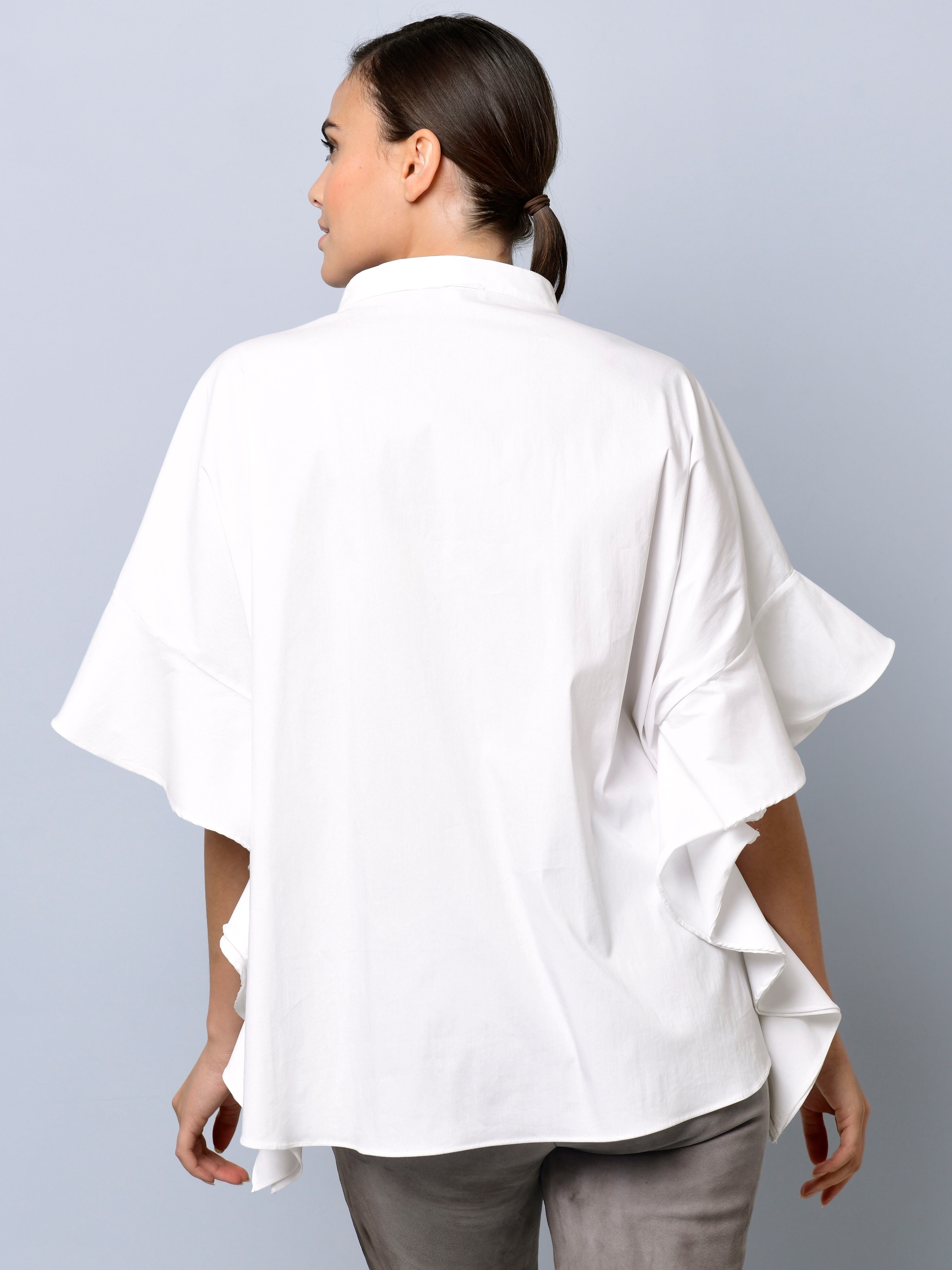 Oversizedbluse mit großem Volantärmel 2