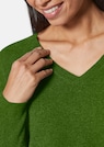 V-neck cashmere jumper thumbnail 5