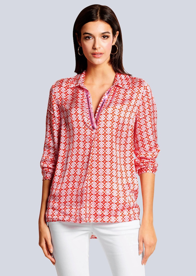 Bluse mit effektvollen Pailletten
