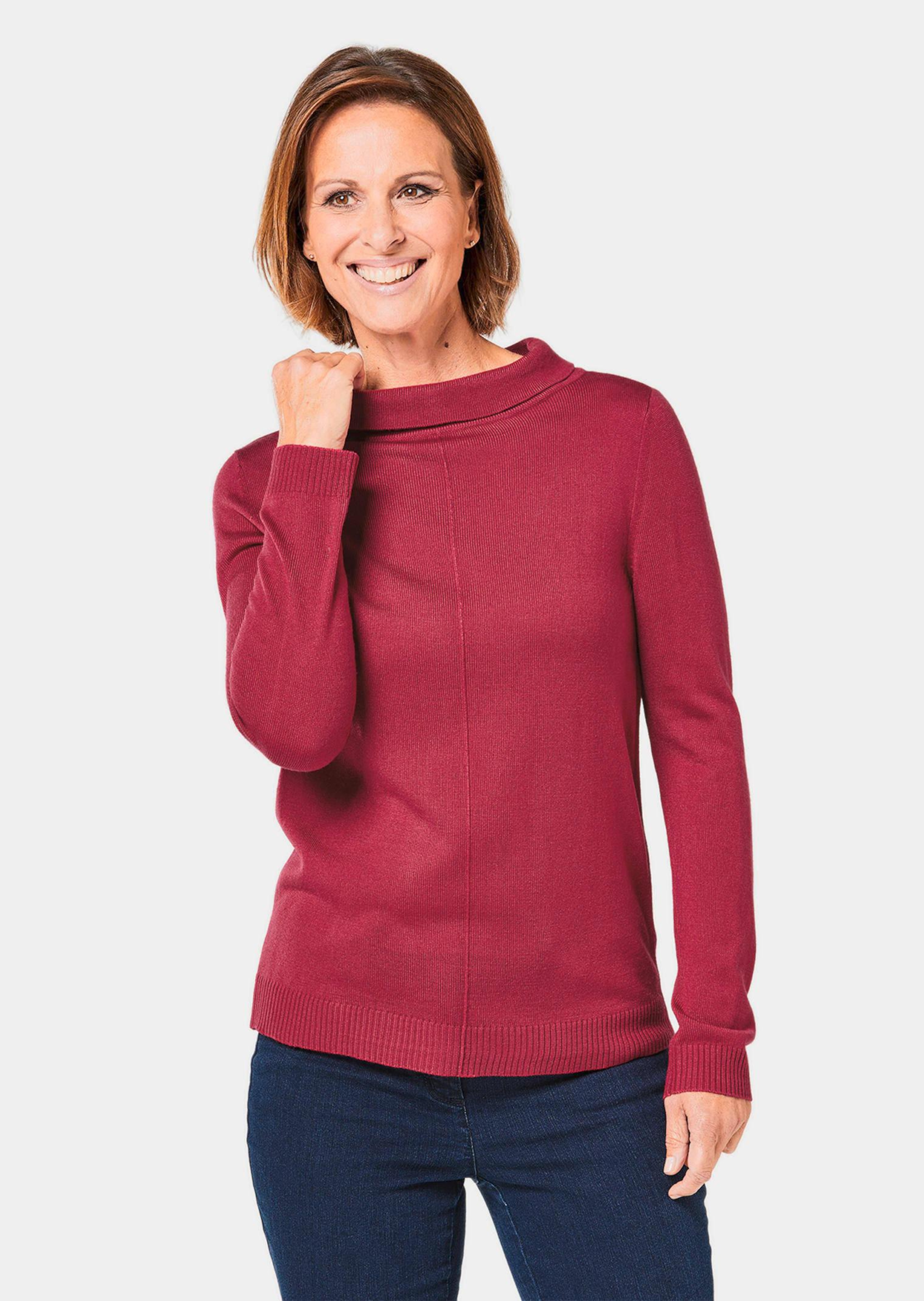 Aufwendig gearbeiteter Pullover