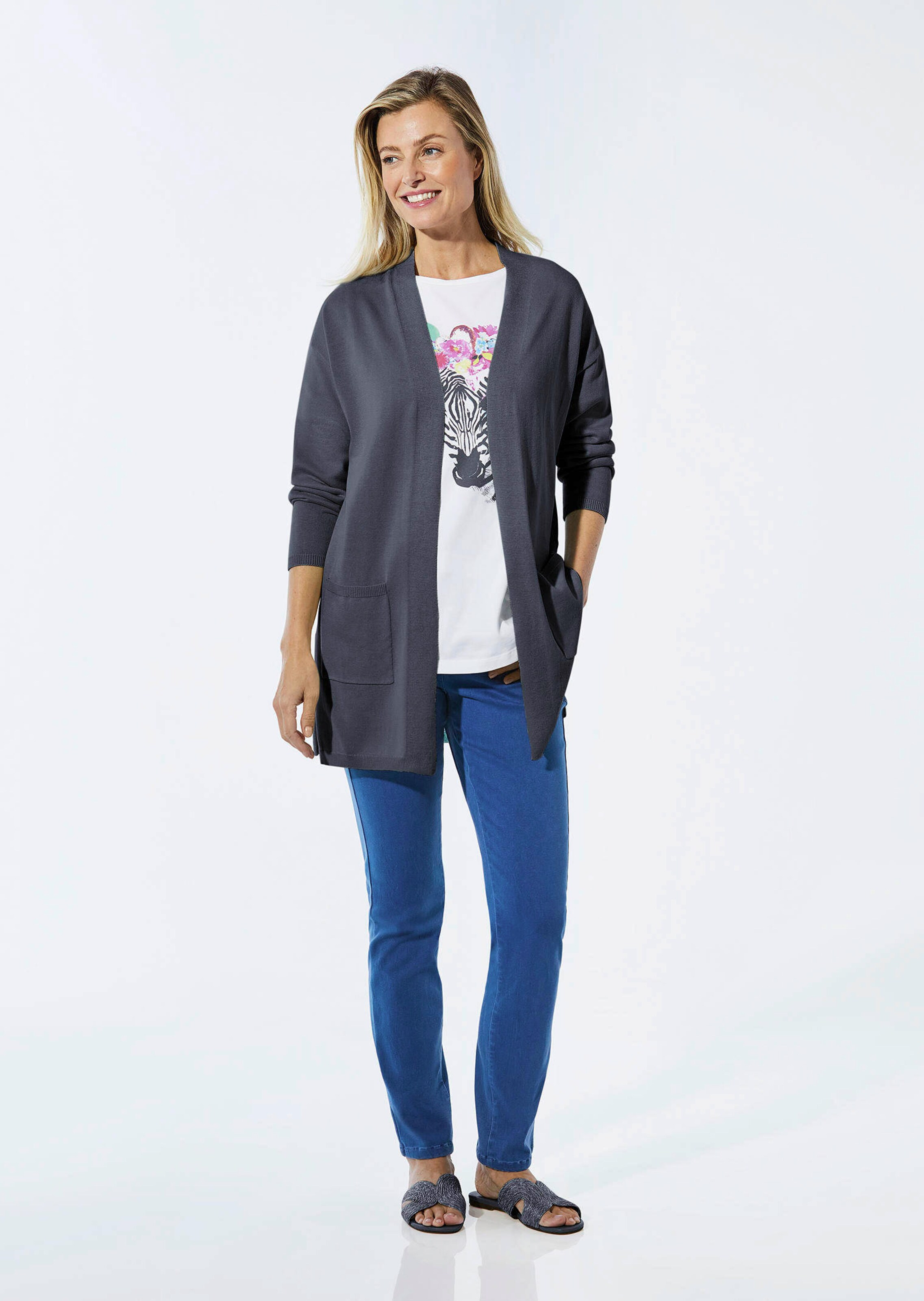 Cardigan long à poches plaquées - marine - Gr. 50 de Goldner Fashion