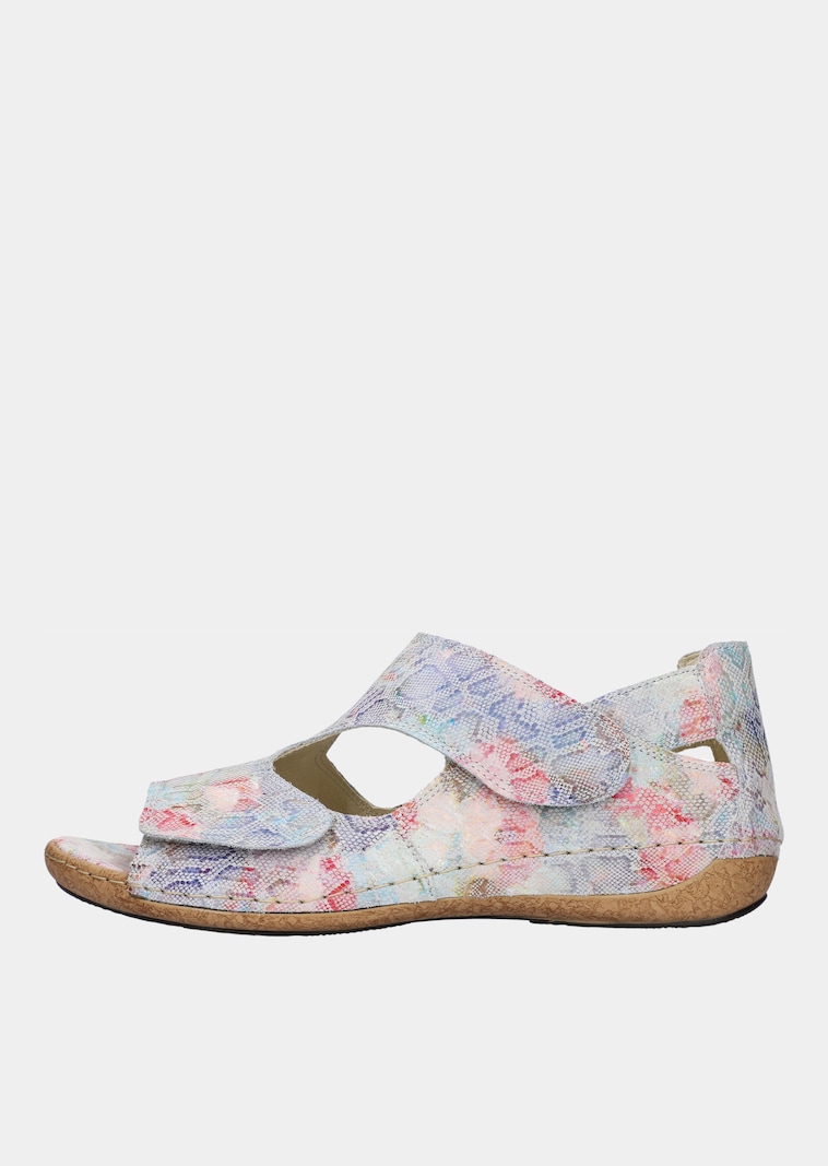 Sandales avec lanière velcro réglable