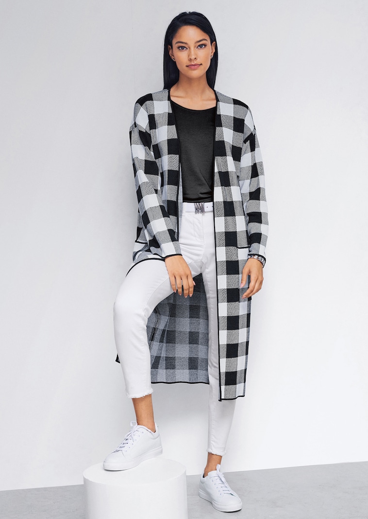 Verschlussloser Strickmantel in edlem Karo-Jacquard