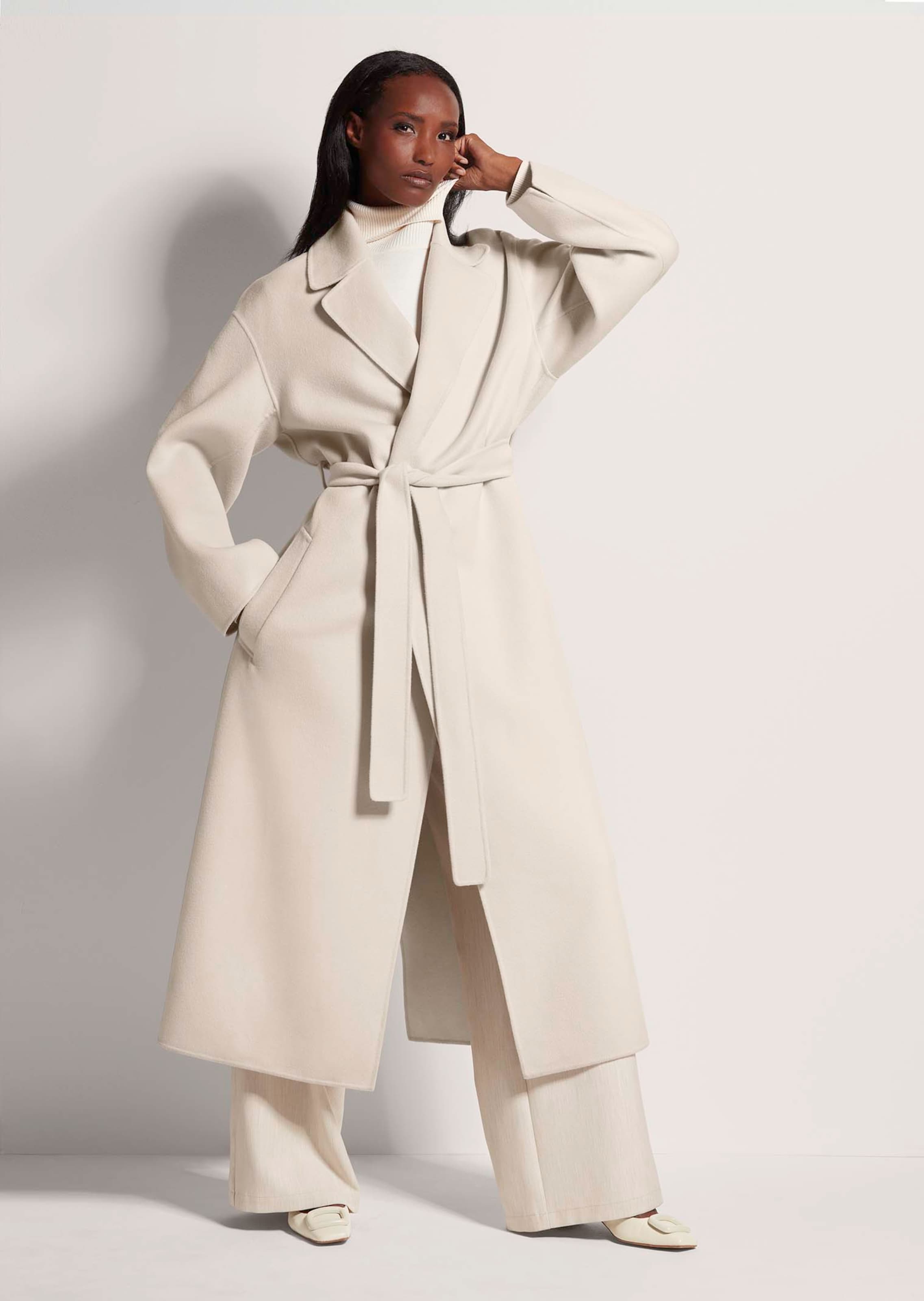 tie long coat
