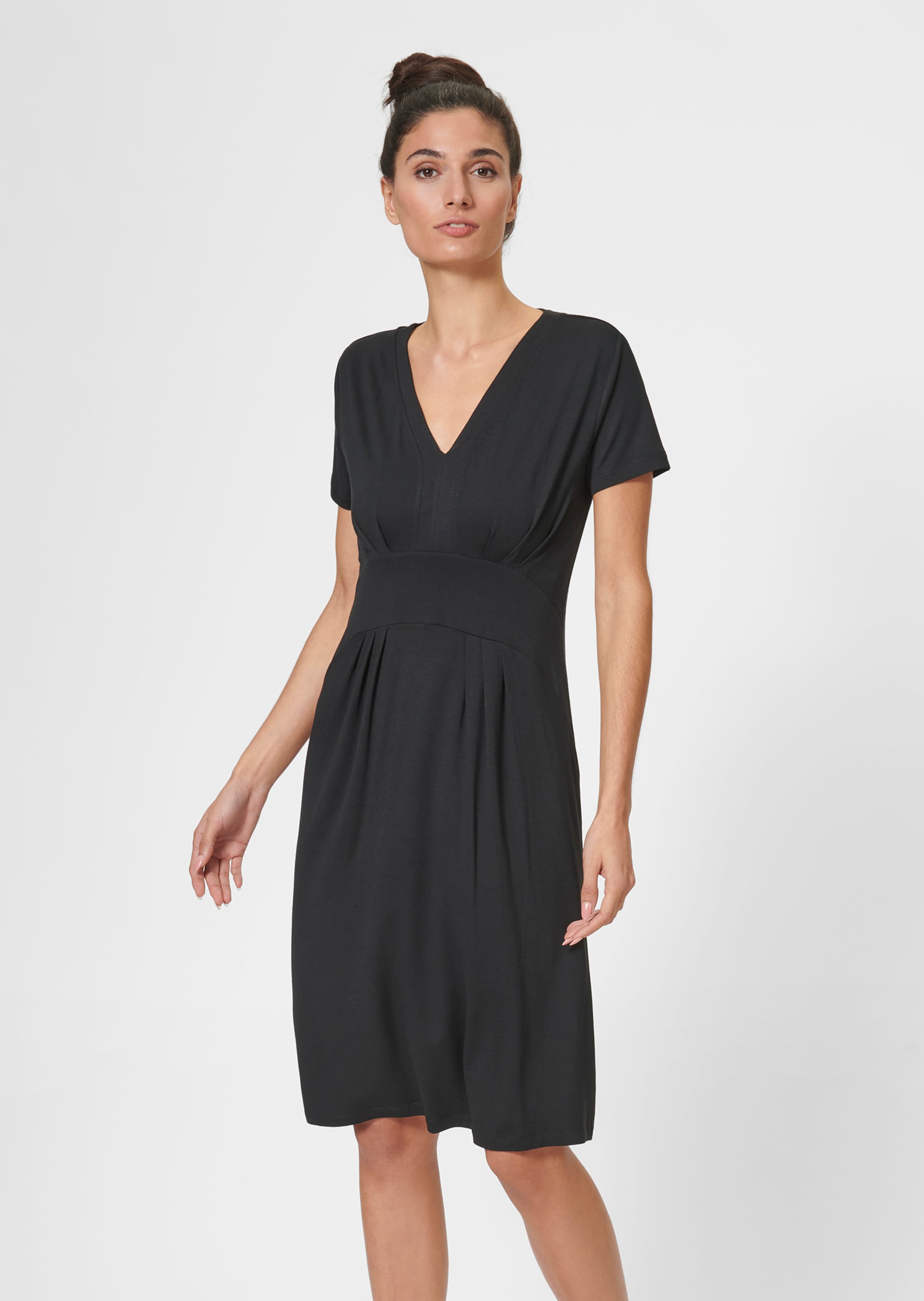 Tupfenkleid mit Kurzarm und Drapé-Effekt