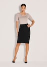 Kurzer Bleistiftrock aus elastischem Jersey thumbnail 2