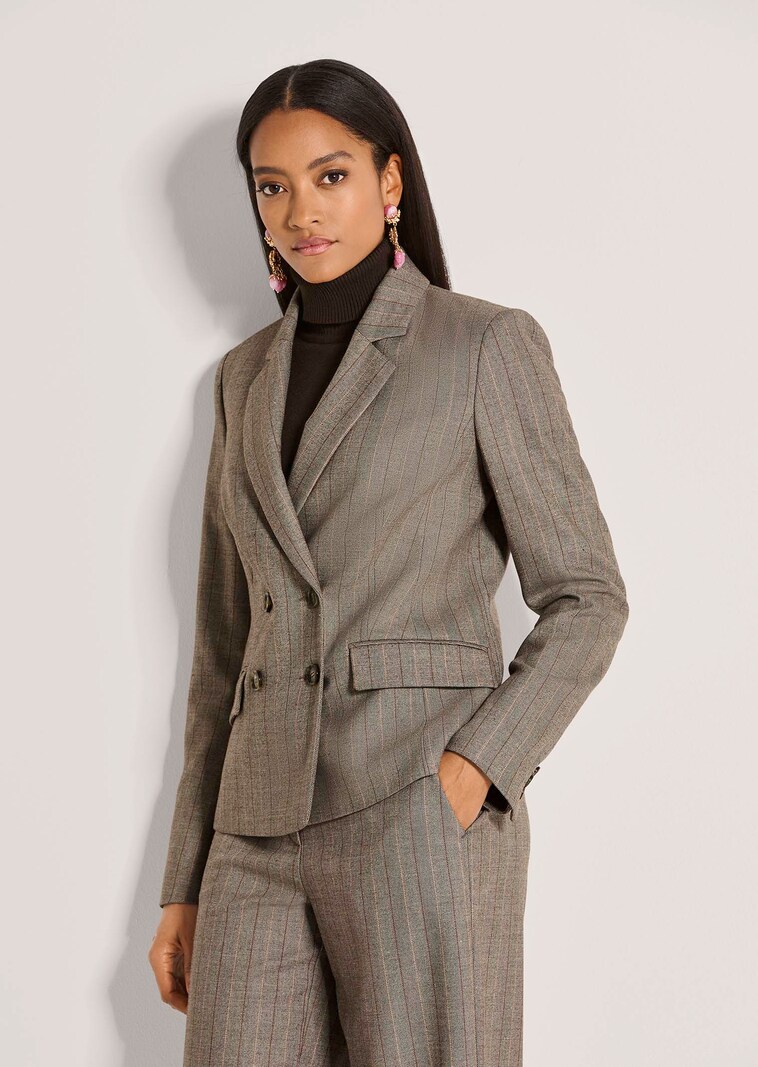 Zweireihiger Blazer mit dezenten Streifen