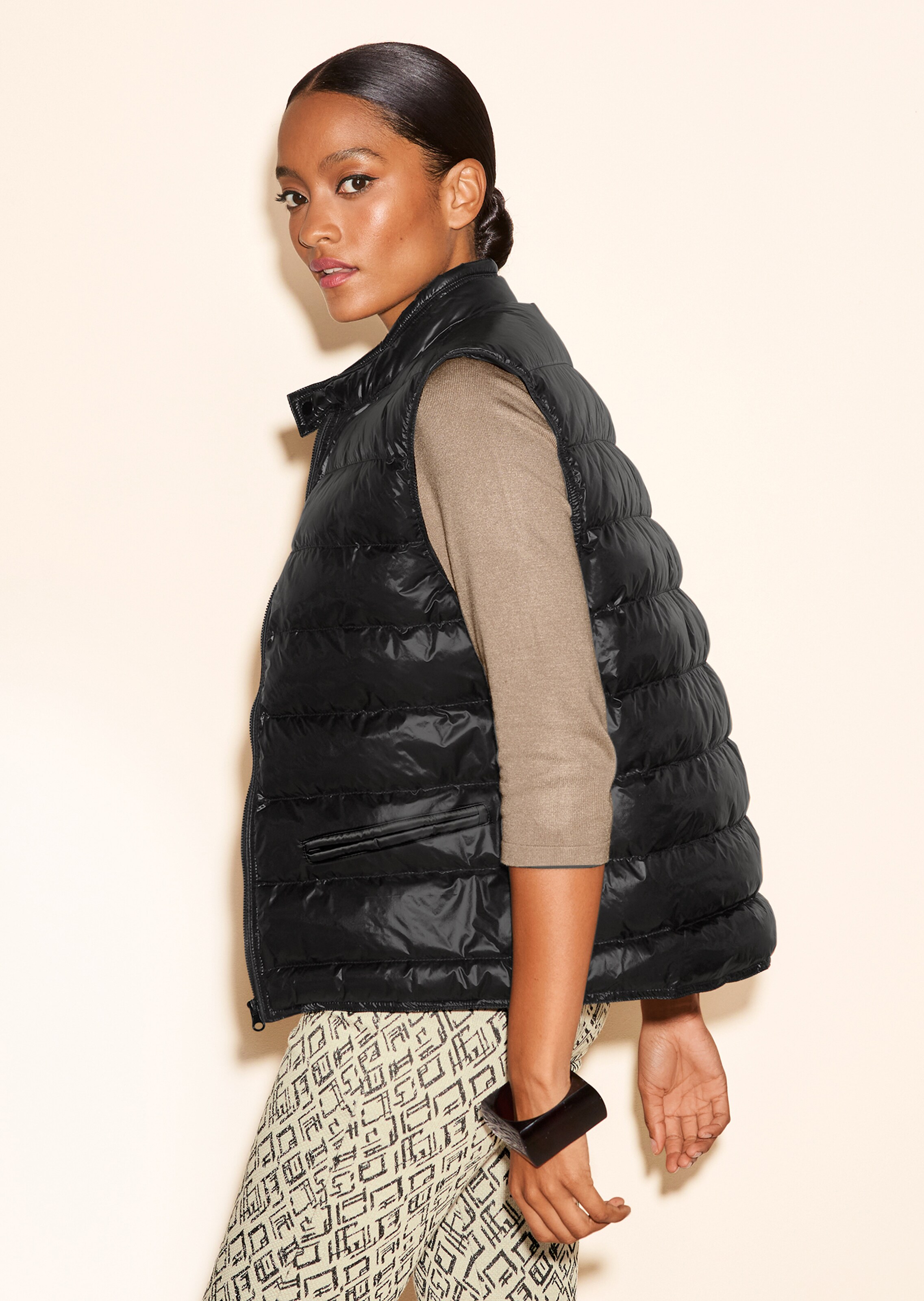 Weste aus leicht wattiertem Sommer-Stepp