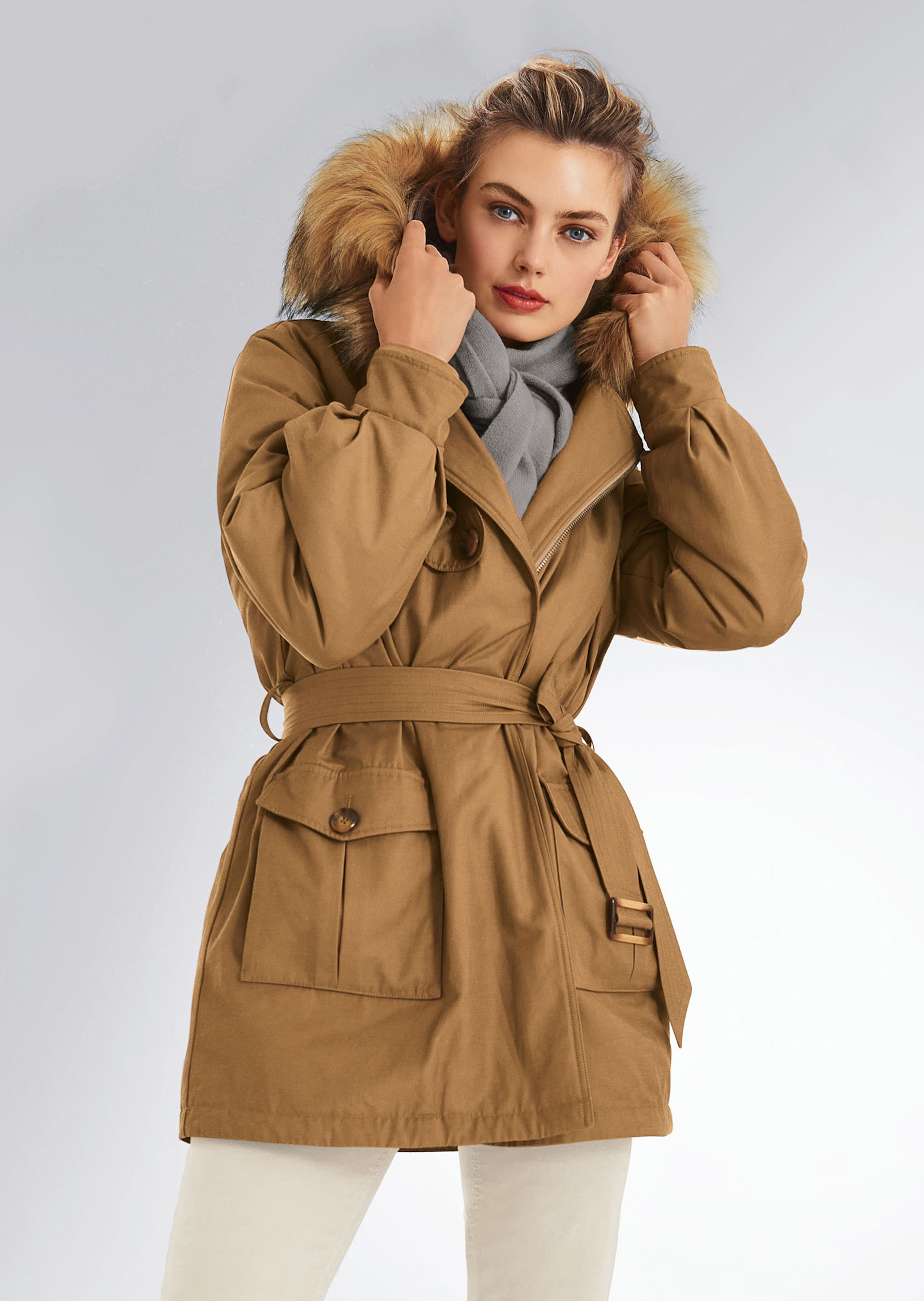 Parka mit Kapuze und abnehmbarem Fake-Fur