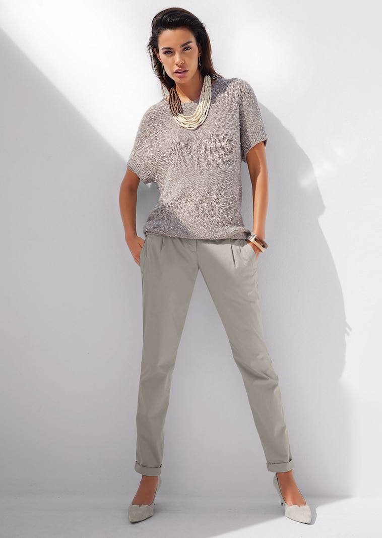Chino-Hose mit Bundfalten