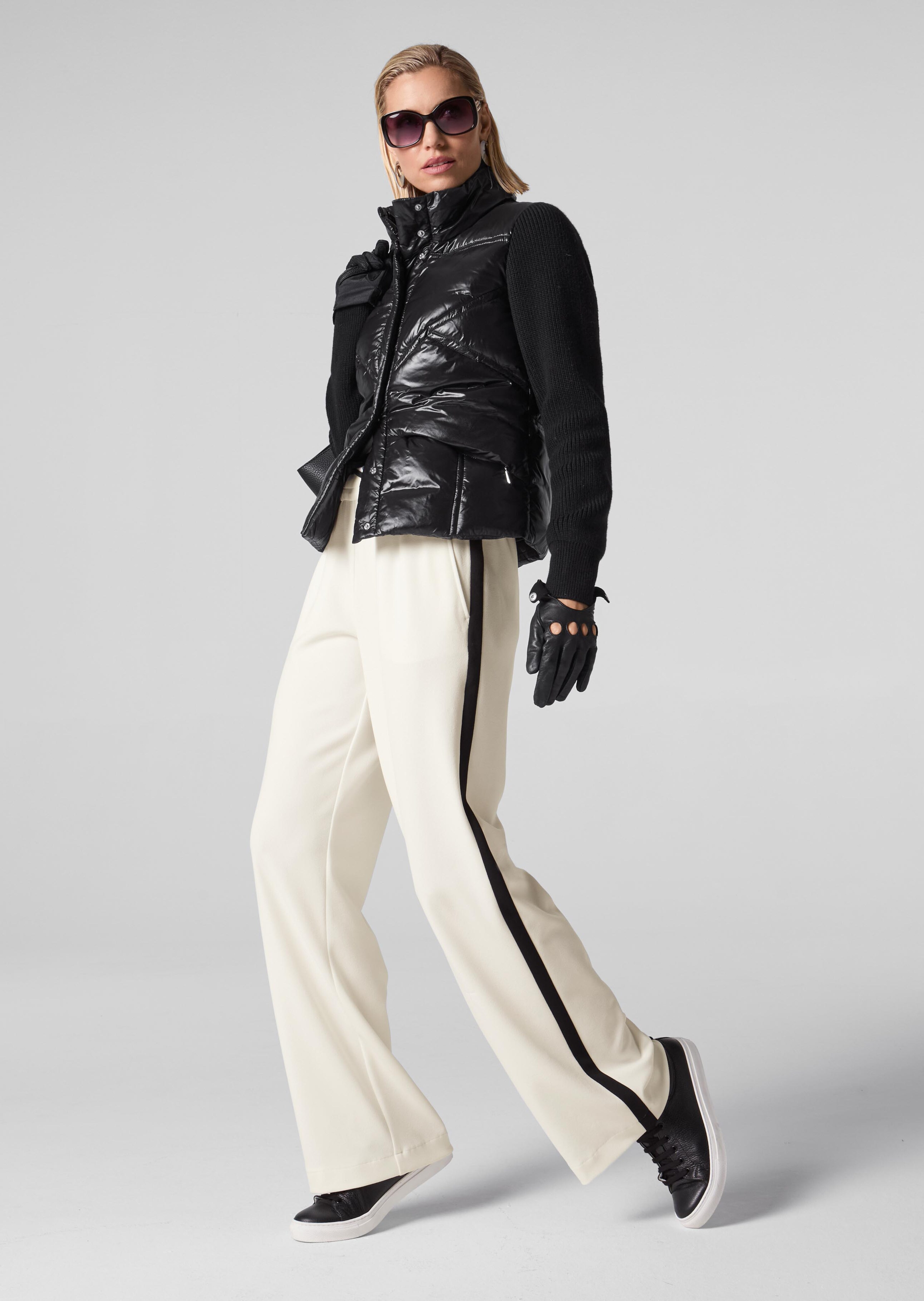 Broek met zijstreep en crêpe-look