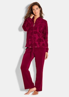 Homewear thumbnail 1