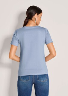 T-shirt thumbnail 3