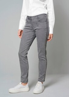 Jeans mit effektvoller Waschung thumbnail 1