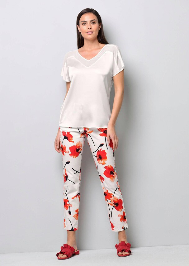 Shirt mit Spitzen am Ausschnitt 1