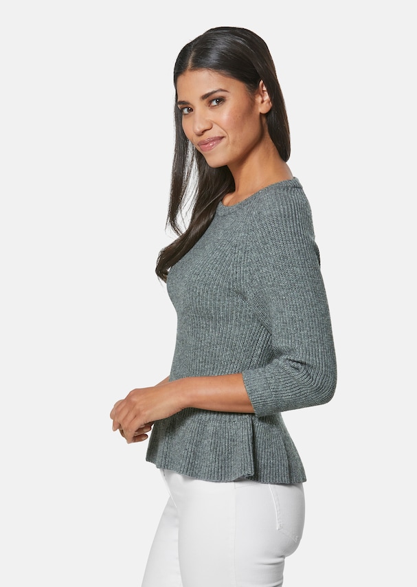 Pullover mit Schößchen 3