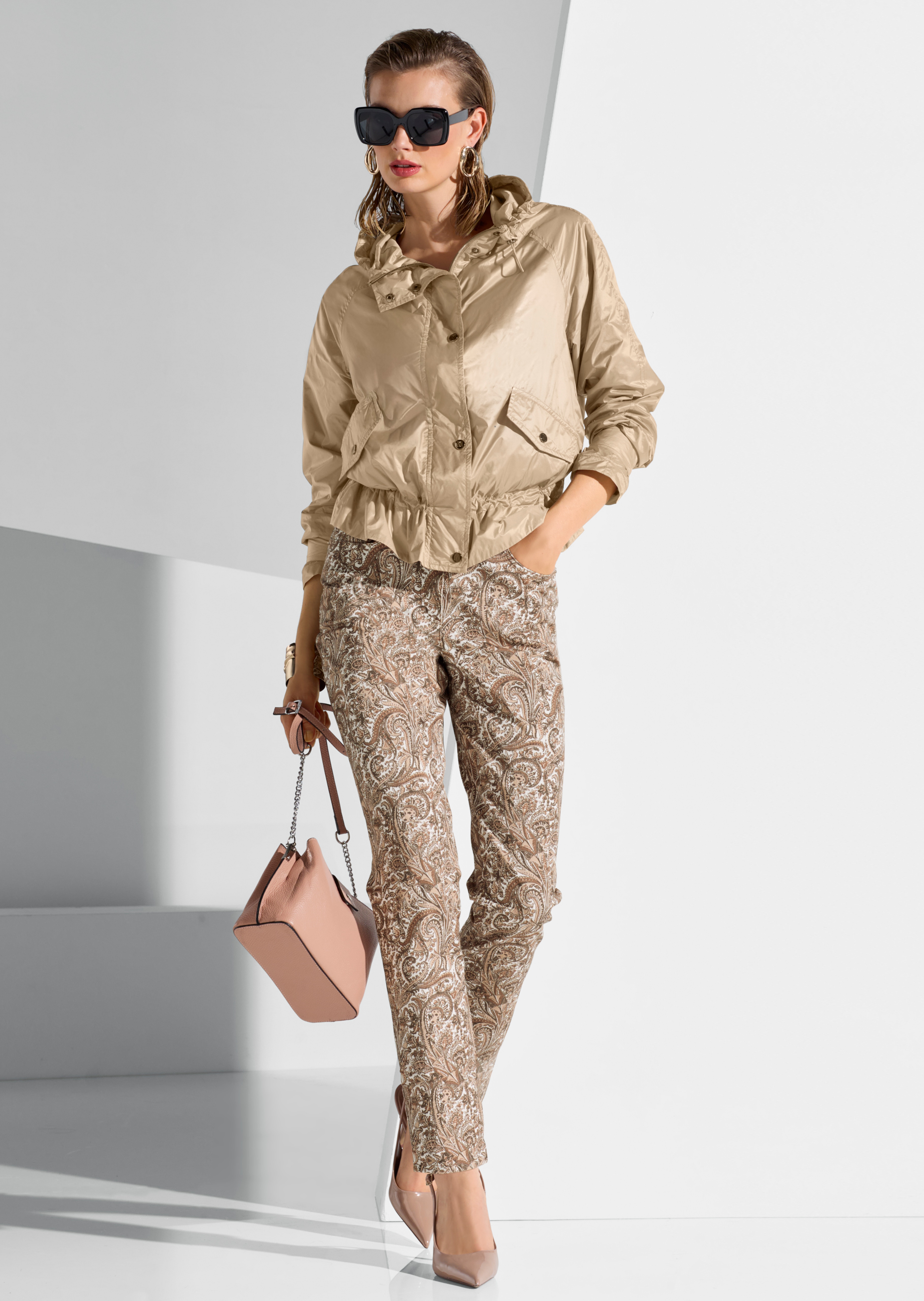 Denimhose mit Paisley-Print