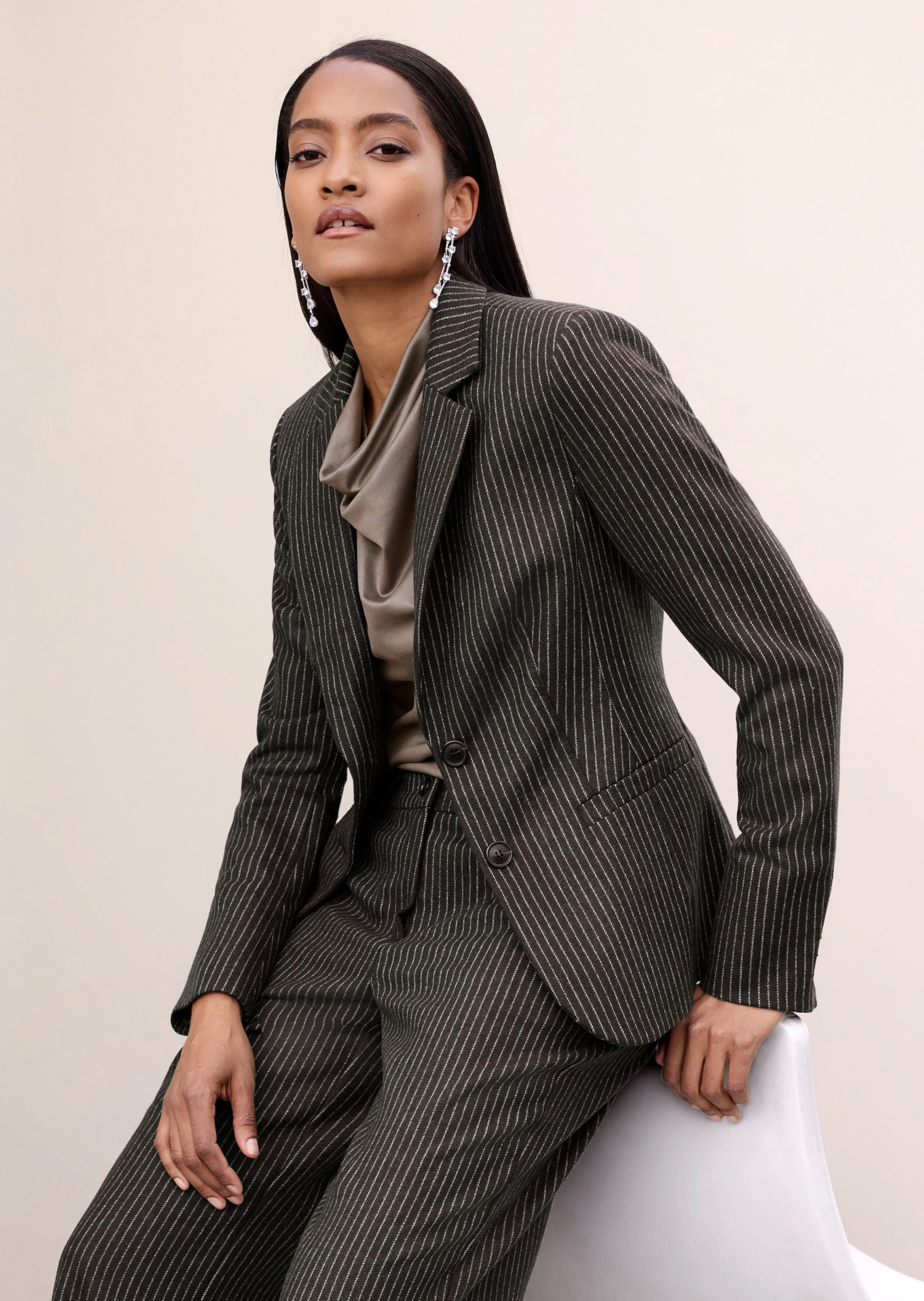 Klassischer Nadelstreifen-Blazer mit Wolle