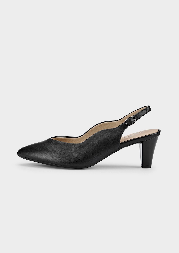 Pumps mit schmalem Fersenriemen