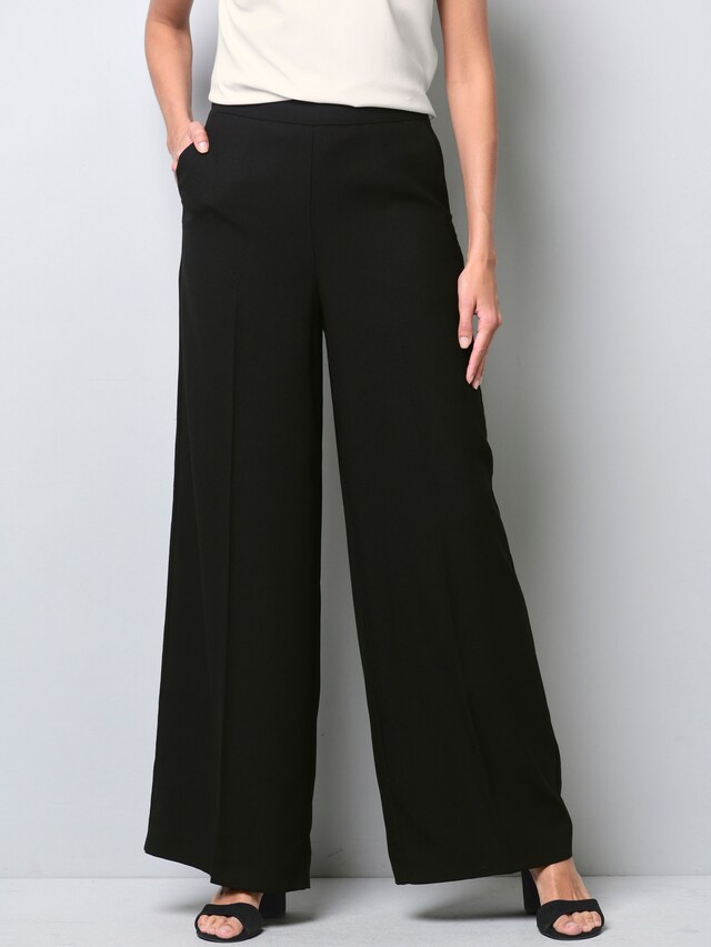 Hose mit Bügelfalte und weitem Bein