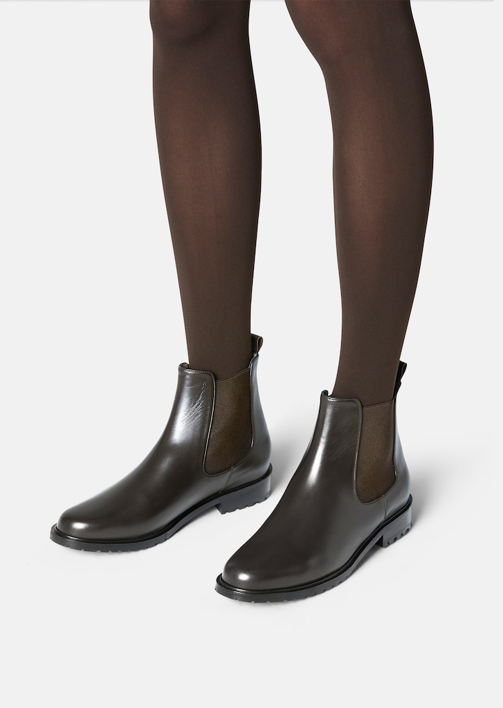 Chelsea boots with stretch inserts