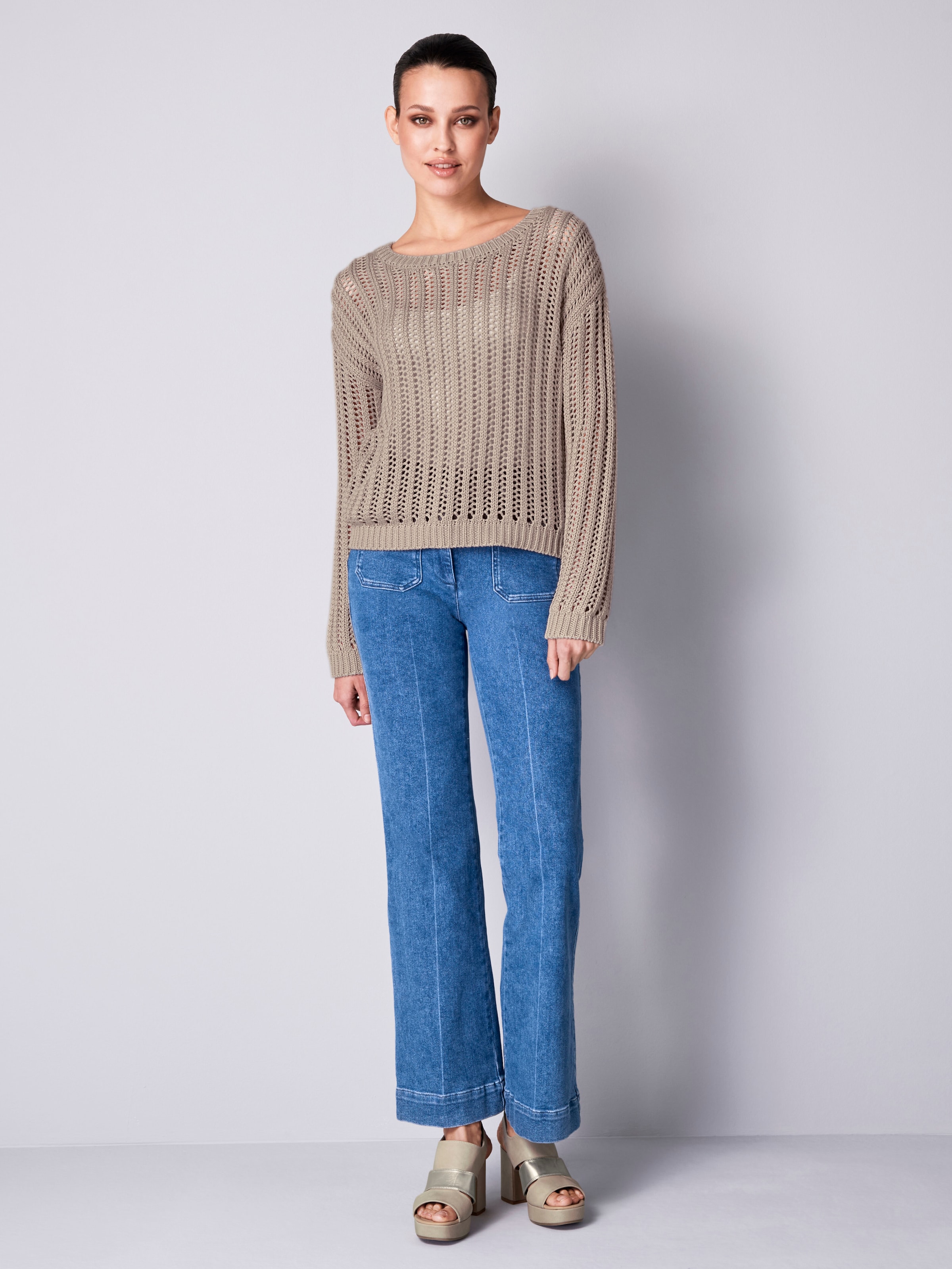 Pullover mit Lochstrickmuster