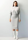 Strickkleid mit weiten Fledermausärmeln thumbnail 2