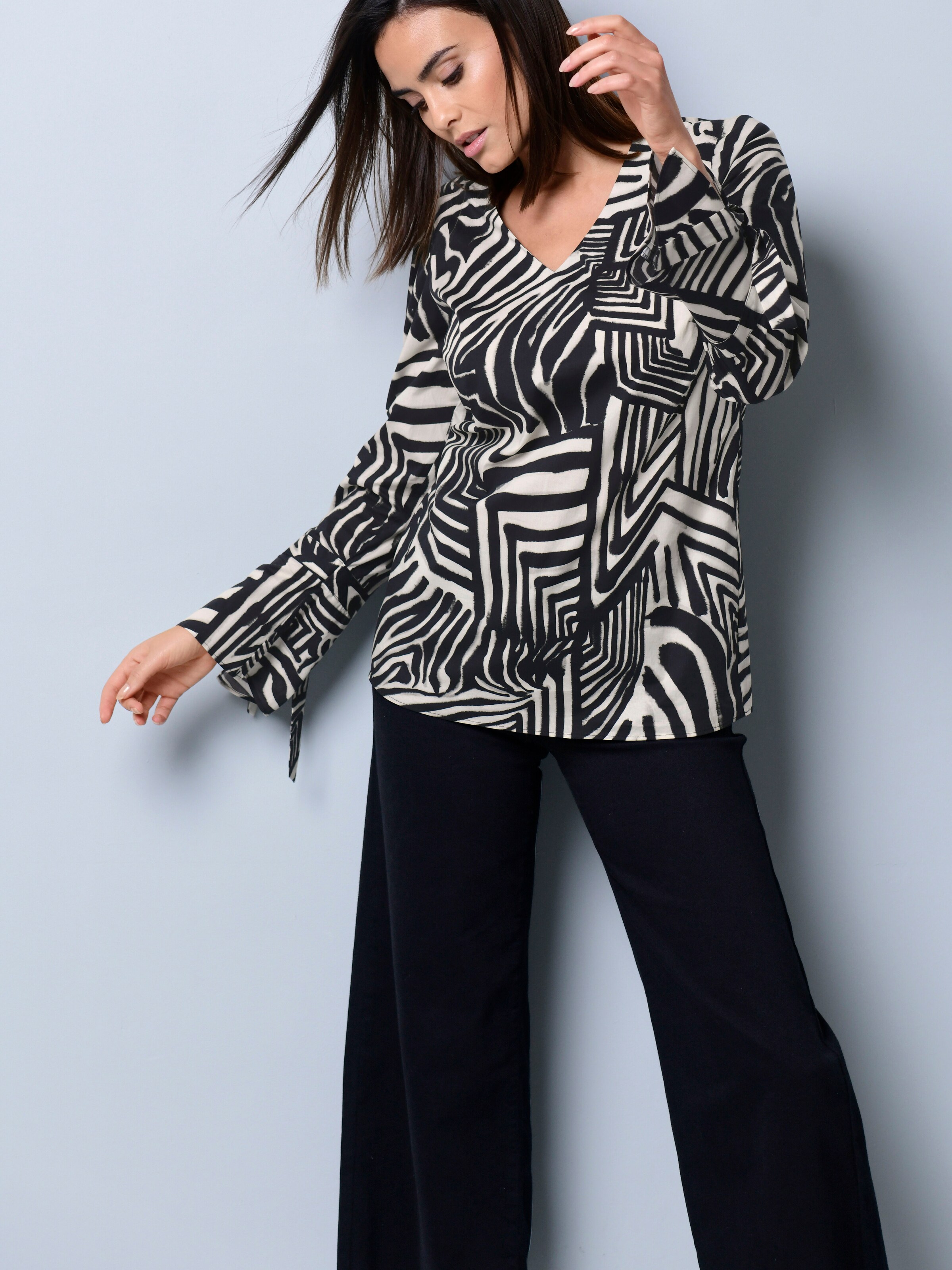 Bluse mit Bindeband am Ärmel 6