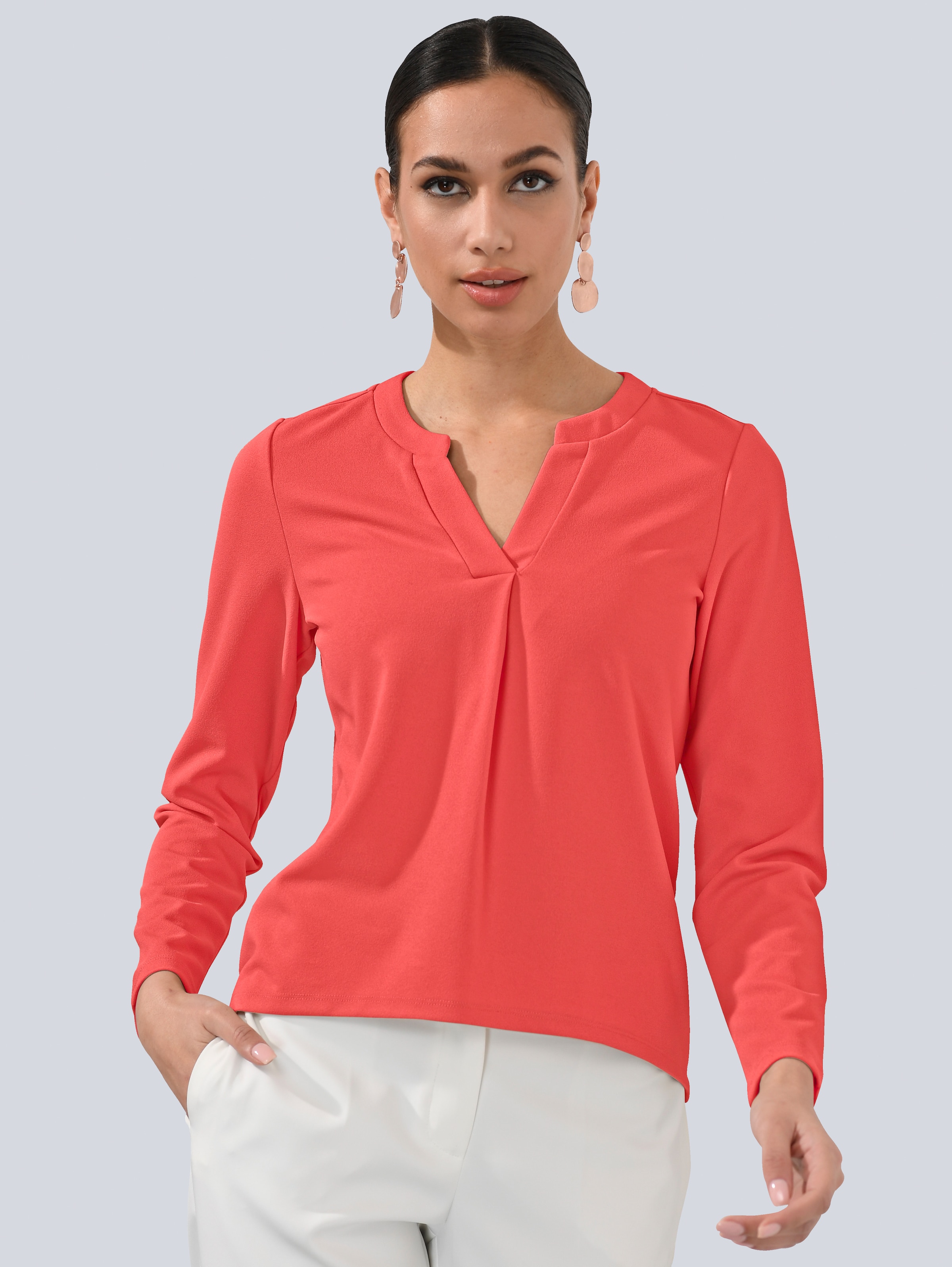 Shirt mit V-Ausschnitt 1