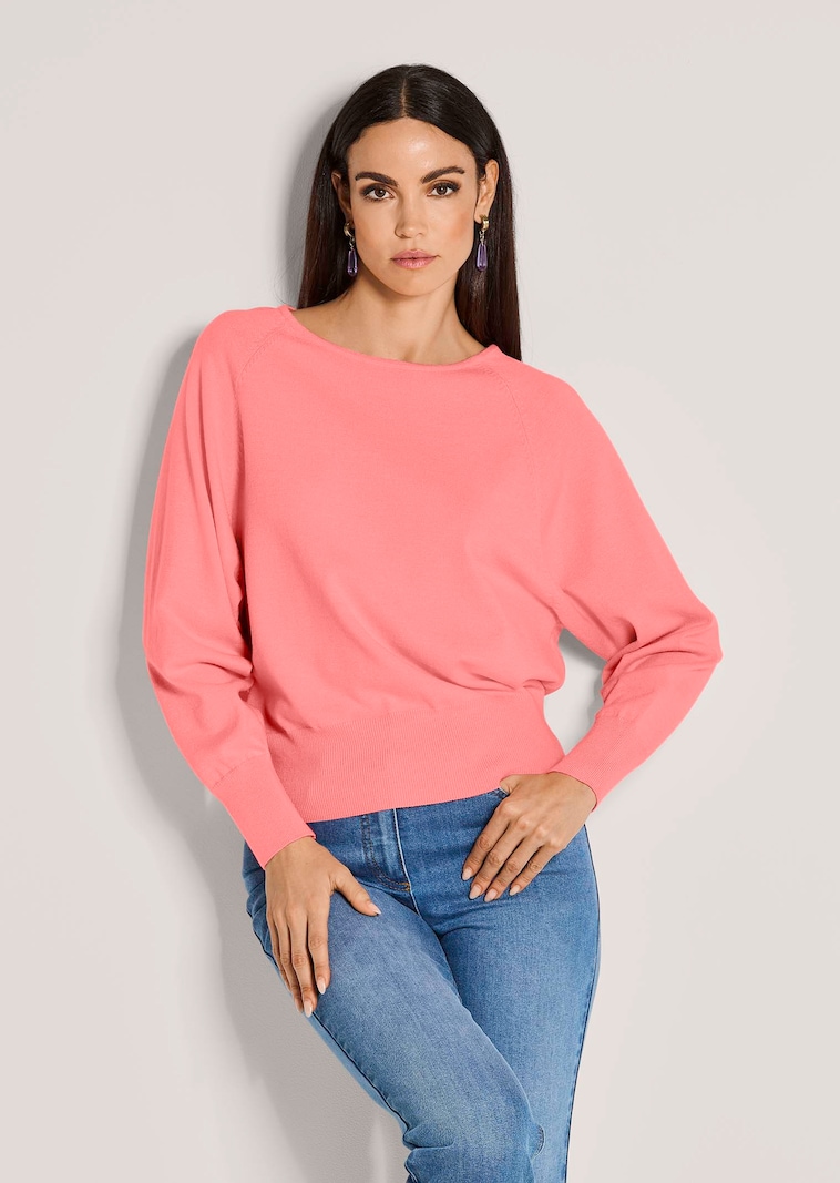 Feinstrick-Pullover mit Fledermausärmeln