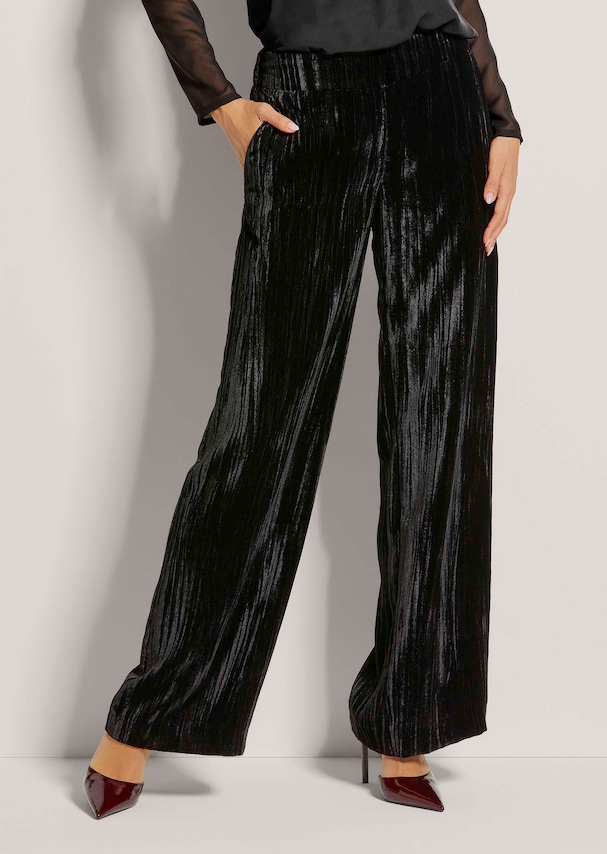 Weite Hose zum Schlüpfen