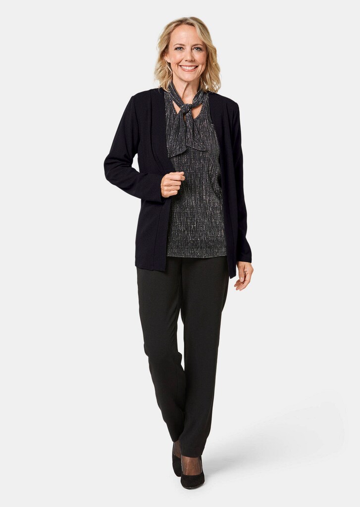 Schicke Crêpe-Longjacke