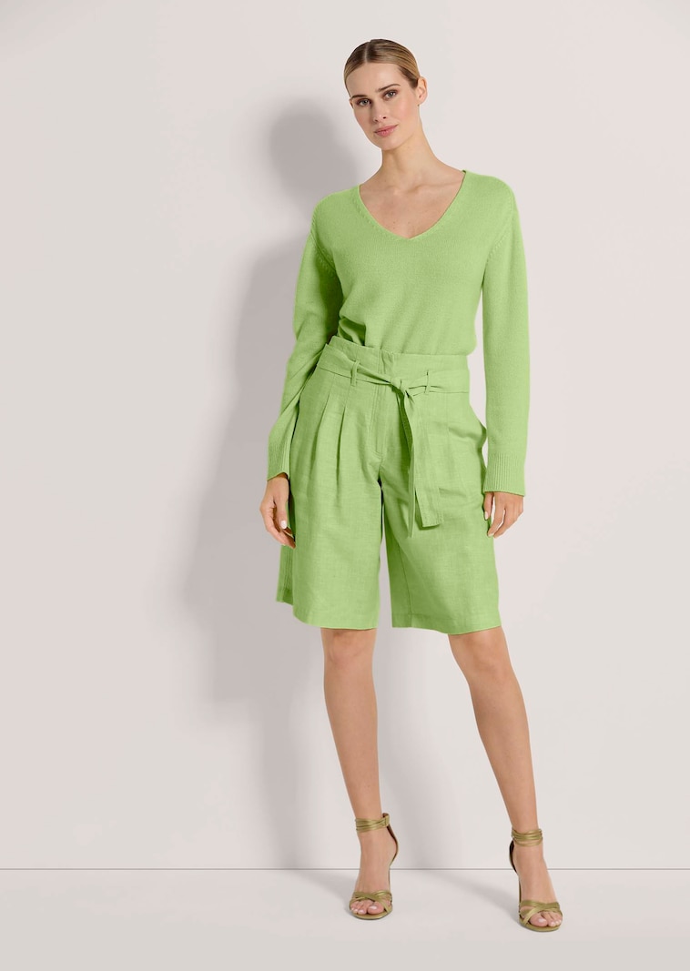 Highwaist-Bermudas aus Leinen