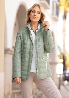 Leichte Steppjacke mit vielen Details thumbnail 9