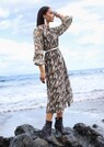 Kleid mit Schlangen-Print und Spitzen-Ärmeln thumbnail 7