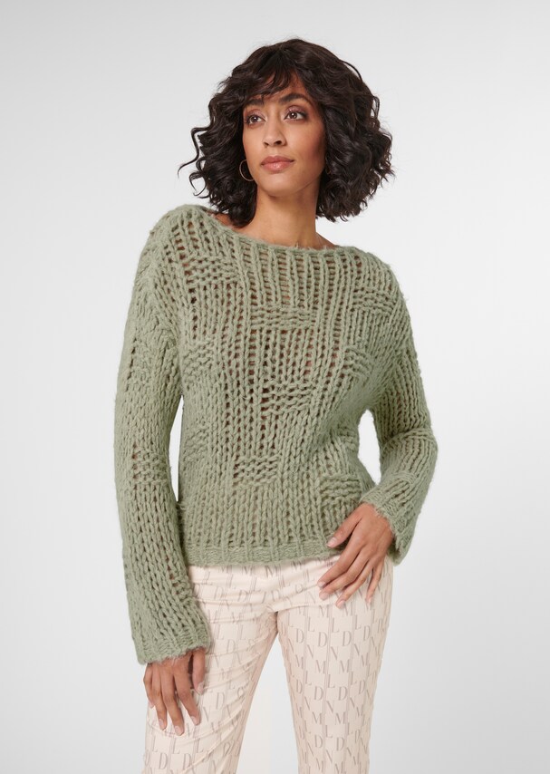 Chunky knit jumper with bateau neckline in hellschilf | MADELEINE Fashion