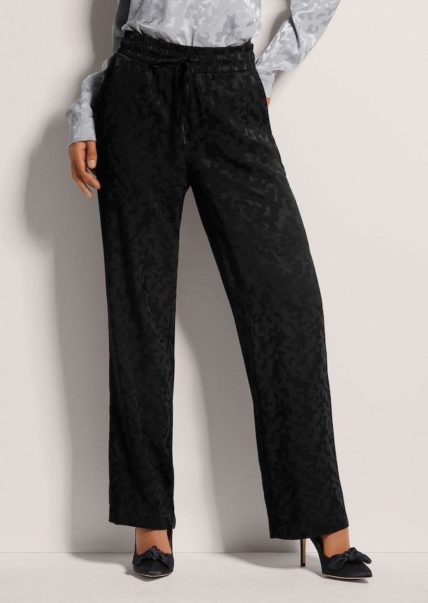 Jacquard-Hose zum Schlüpfen