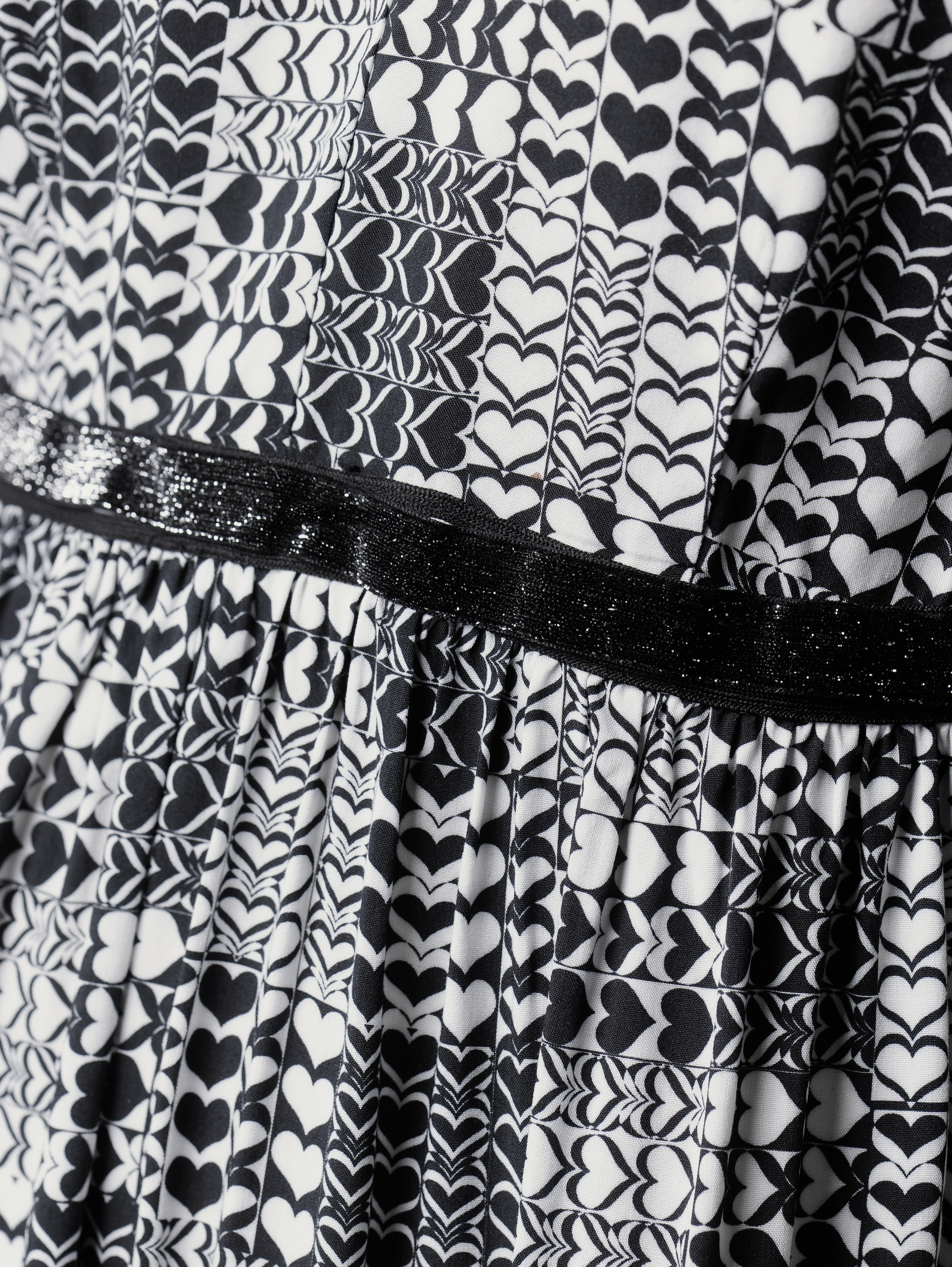Kleid allover im kleinen Herzchendruck 1
