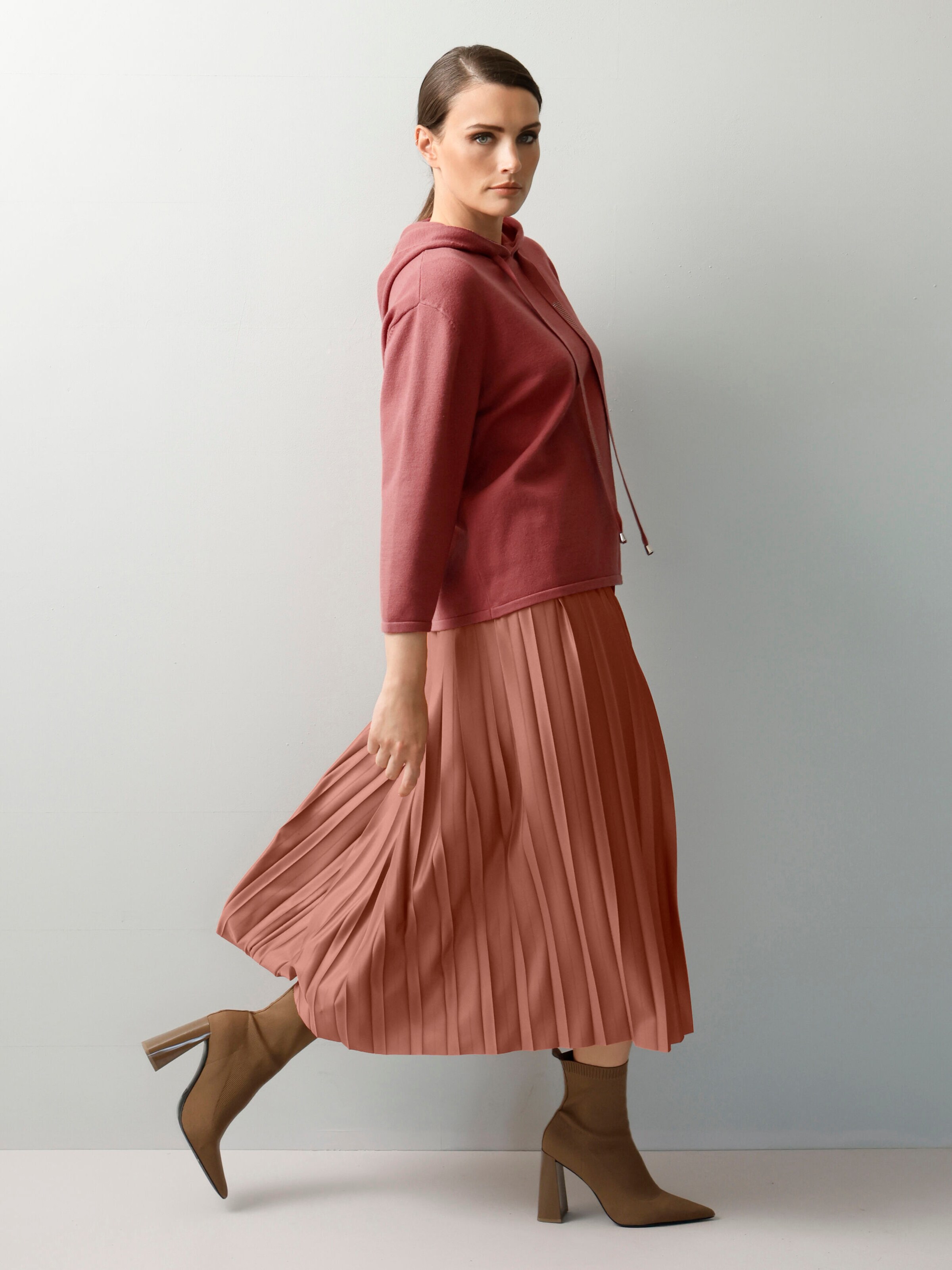 Strickpullover mit Kapuze 2