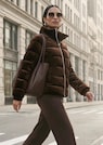 Modische Samt-Steppjacke thumbnail 1